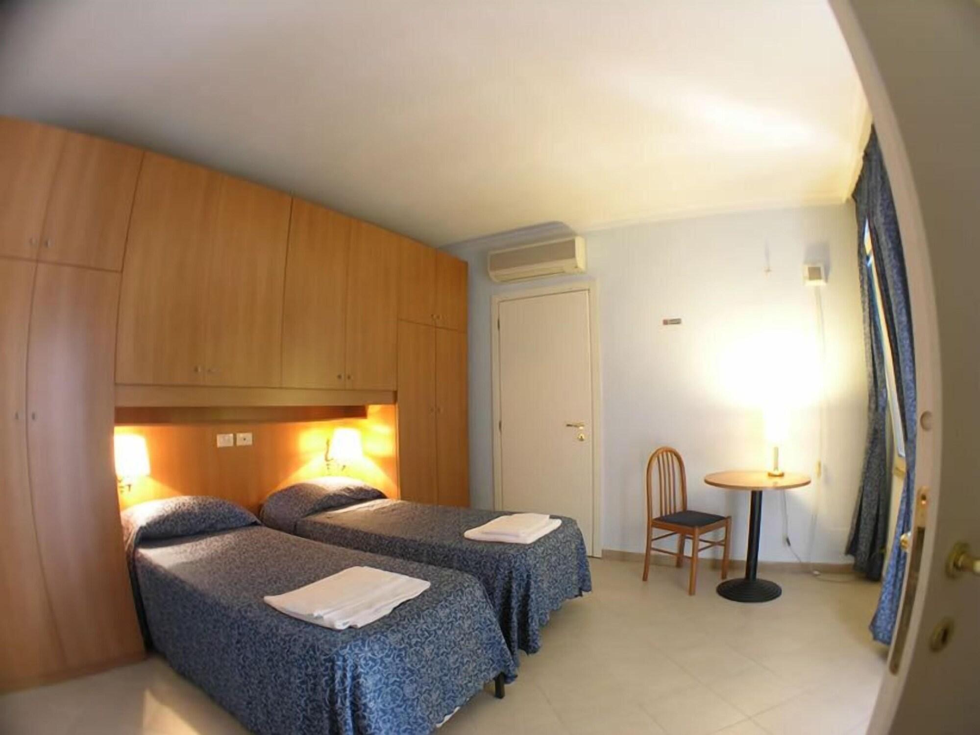 Residence Lodi Rome Bagian luar foto
