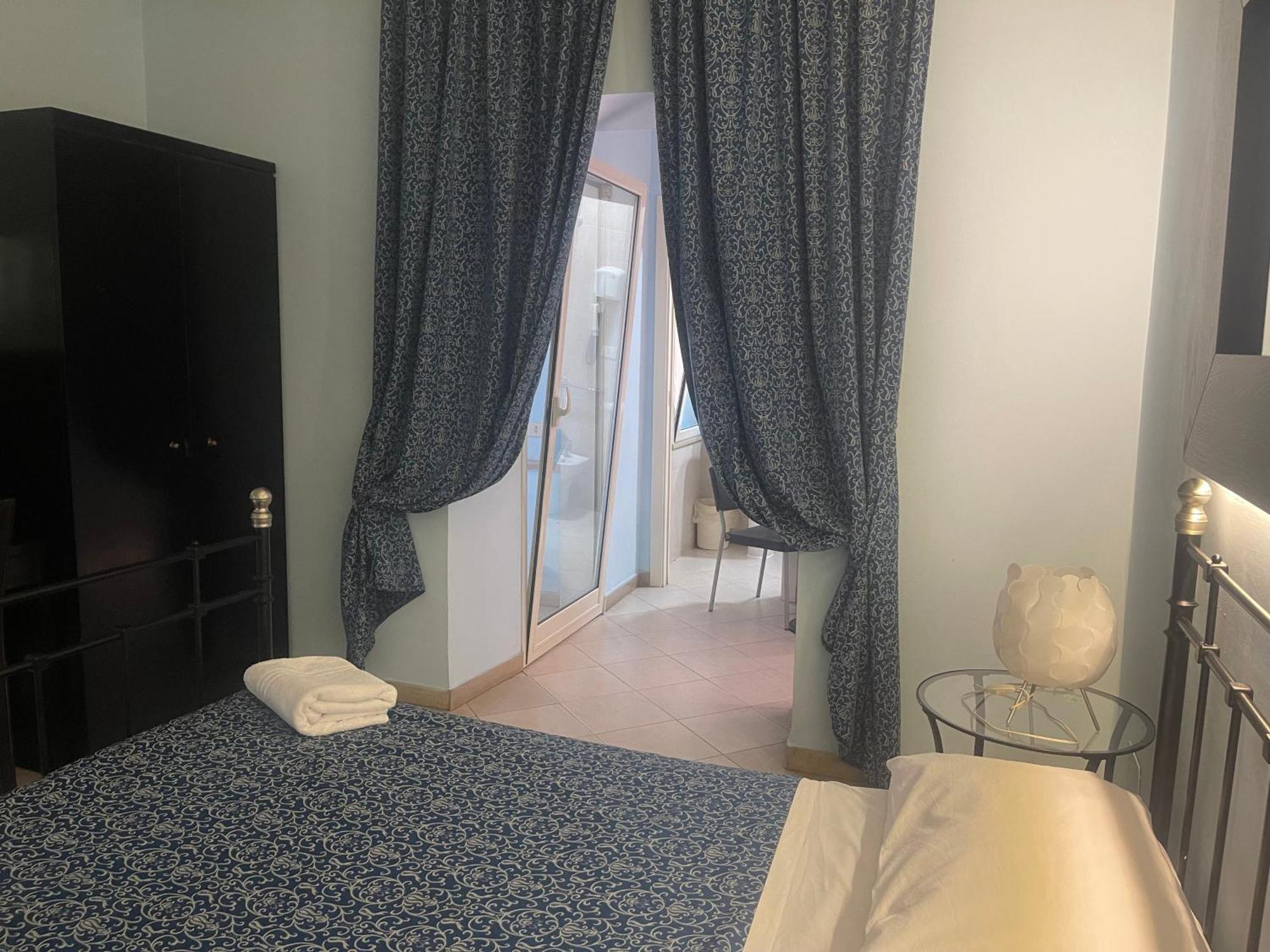 Residence Lodi Rome Bagian luar foto