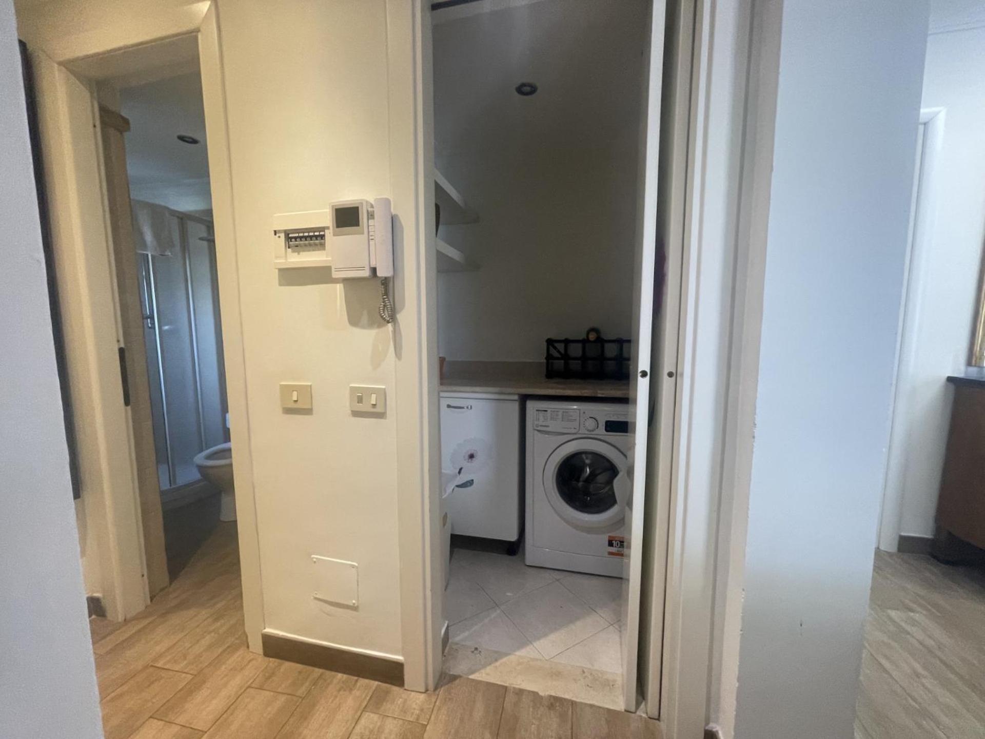 Residence Lodi Rome Bagian luar foto